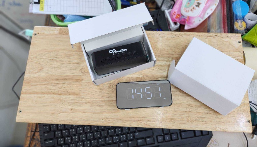 นาฬิกาลำโพงบลูทูธไร้สาย Wireless Bluetooth จอแสดงผลดิจิตอลนาฬิกาปลุก