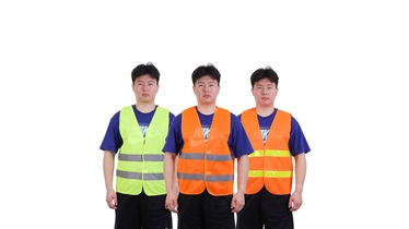 ความสำคัญของการสกรีนโลโก้บนเสื้อเซฟตี้เพื่อความปลอดภัย