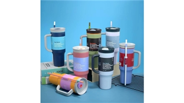 แก้วน้ำเก็บความเย็นสำหรับรถยนต์